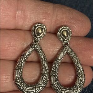 John Hardy classic chain collection earrings